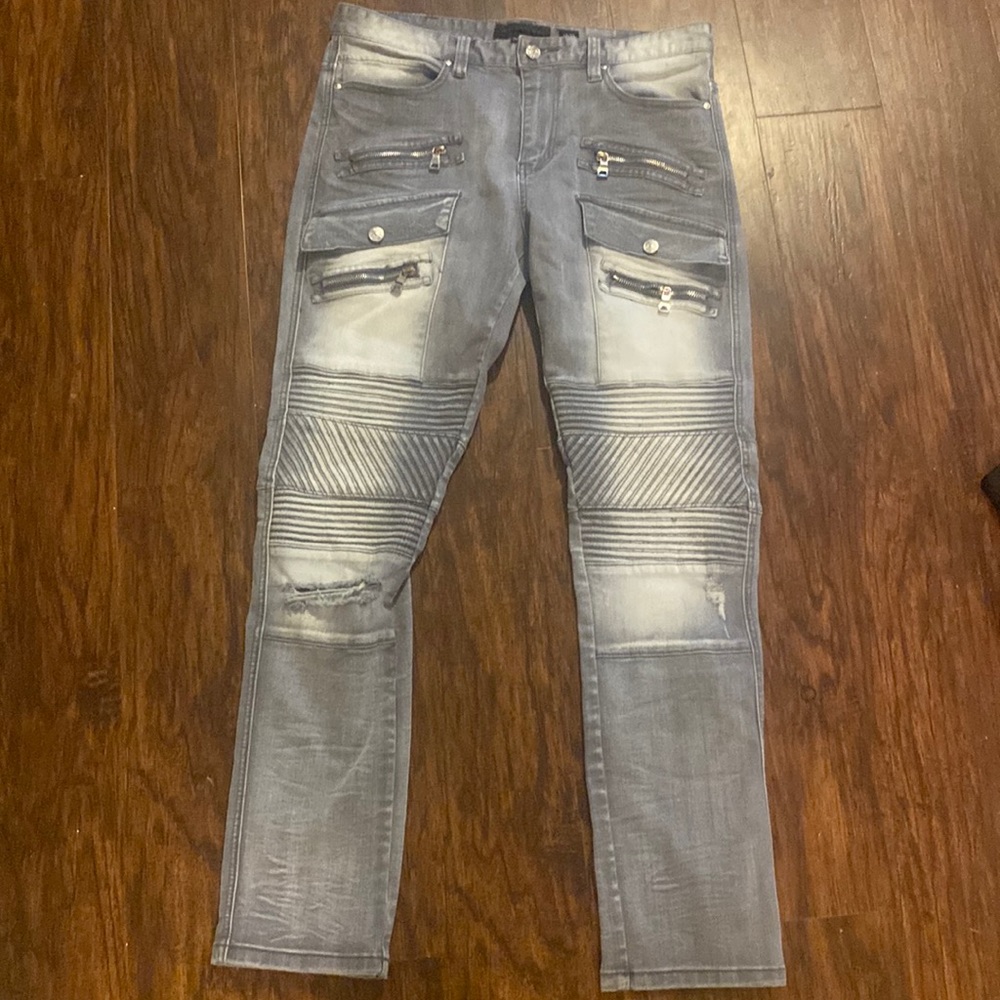 Ripped Jeans